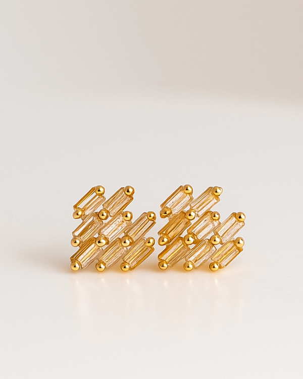 ✨ Elegant Gold Color Studs with Zircon ✨
