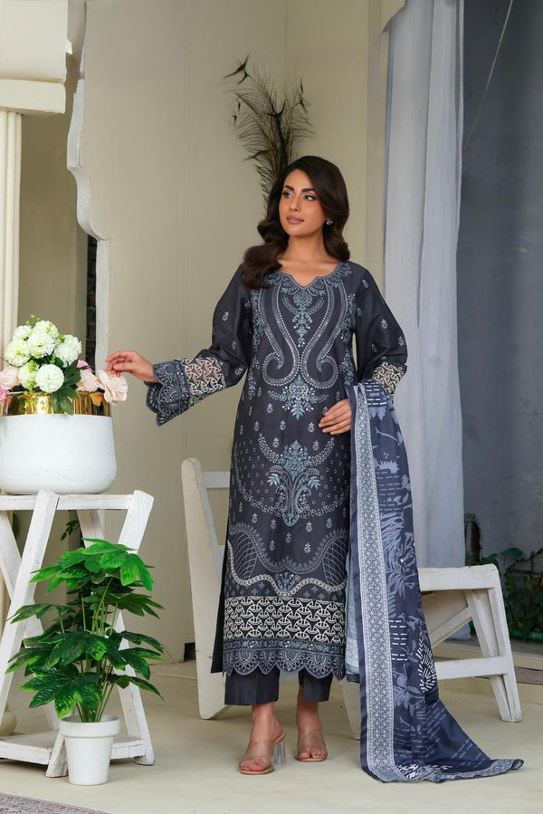 Women’s 3-Piece Cambric Embroidered Cotton Suit – Stitched Collection